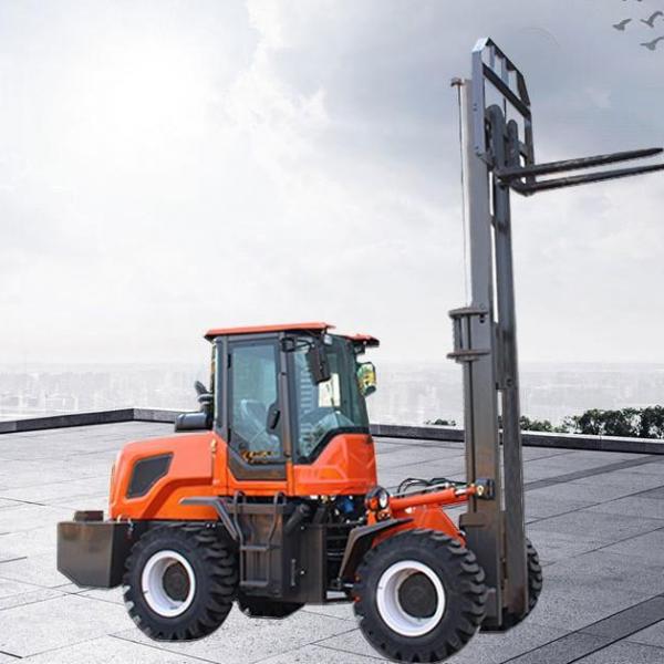 搬运车越野叉车 堆高叉车3吨叉车四驱越野叉车