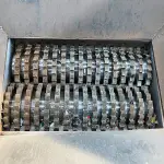 400型粉碎机 塑料薄膜轻型金属铁皮碎料一机多用 骨头撕碎机设备