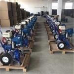 Máy trát tường xi măng tự động