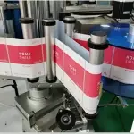 Máy dán nhãn chai tự động
