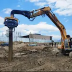 Máy đóng cọc thủy lực