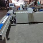 Máy đóng gói hộp khăn giấy tự động