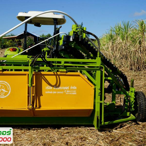 Máy thu hoạch mía F16M
