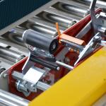 有客户需要购买本台设备“大纸箱气动折两侧盖封箱机全自动封箱机纸箱自动折盖机”请销售者极速联系