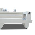 有客户需要购买三台 “玻璃水全自动袖口式包装机矿泉水啤酒瓶易拉罐套膜热收缩机” 请卖家极速联系